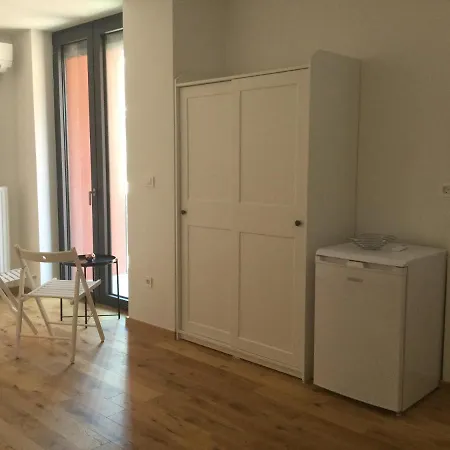 Lovely With Patio Near The Sea Koper