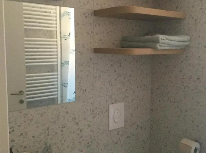 Lovely With Patio Near The Sea *