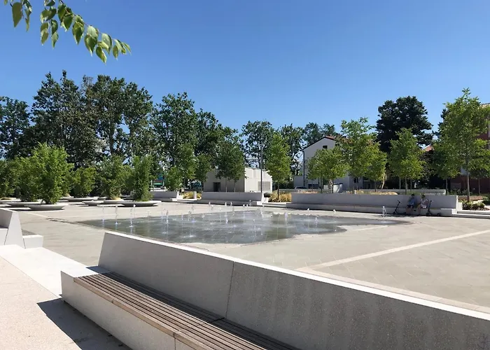 Lovely With Patio Near The Sea *